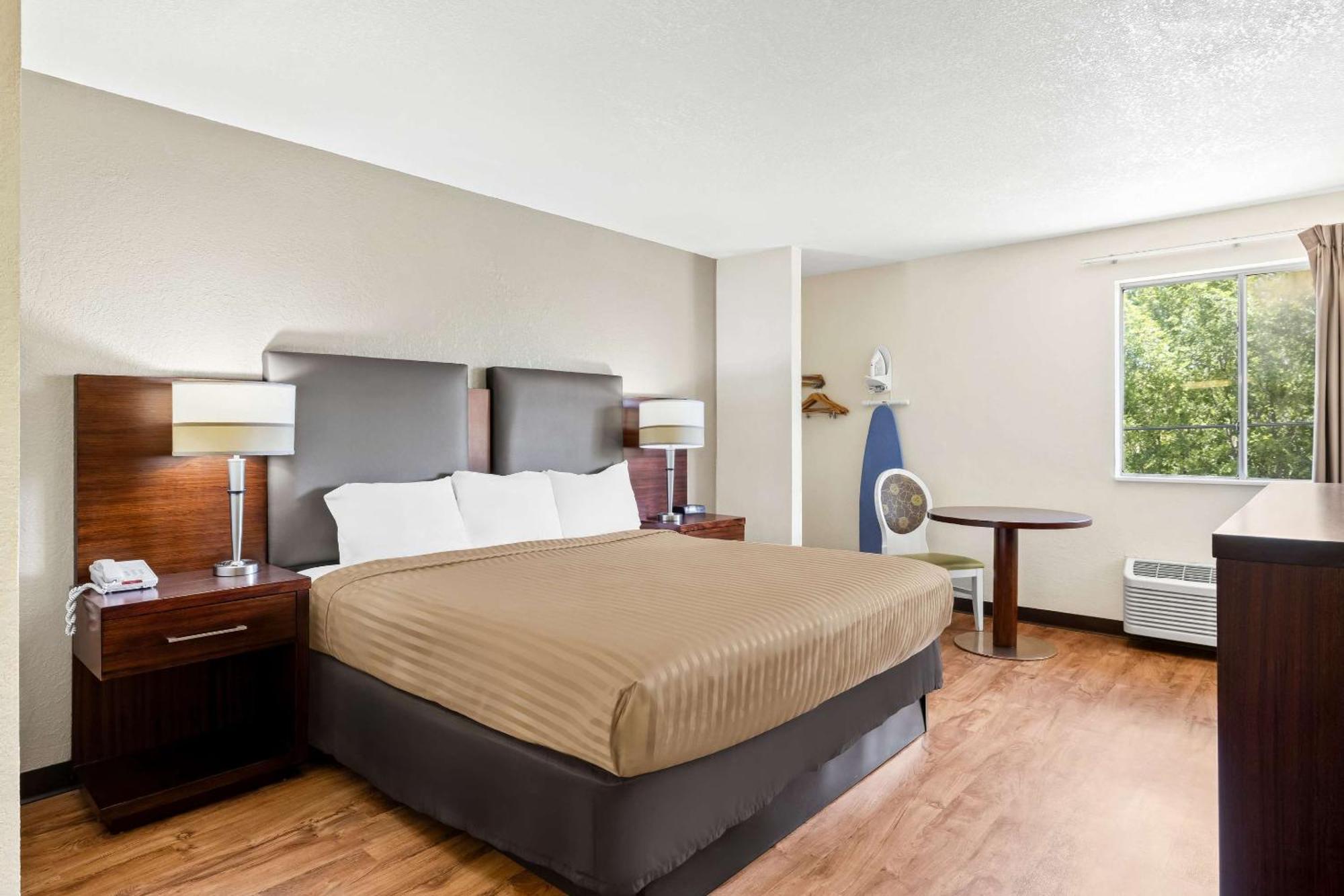 Econo Lodge Emporia Eksteriør bilde