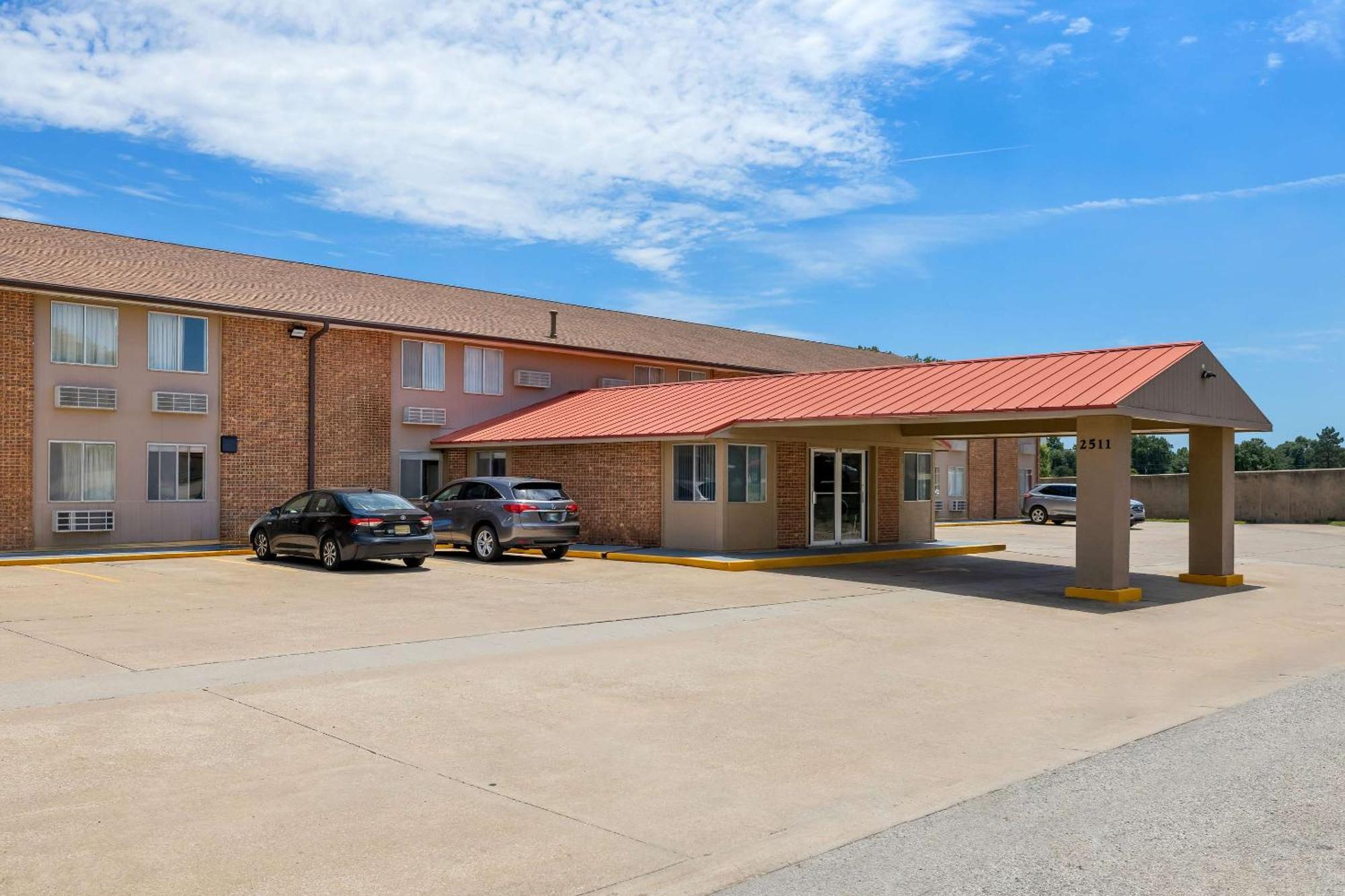Econo Lodge Emporia Eksteriør bilde